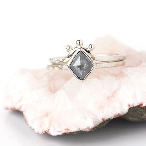 salt and pepper diamond 14k white gold engagement ring 4.25 kite cut bezel set